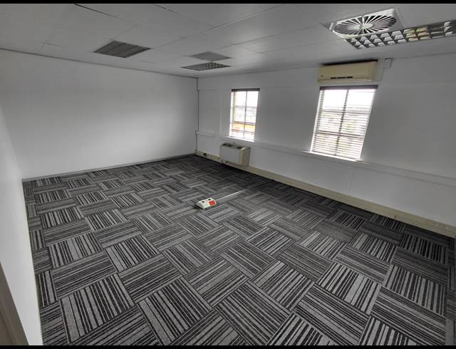 528M² OFFICE TO LET IN FOURWAYS